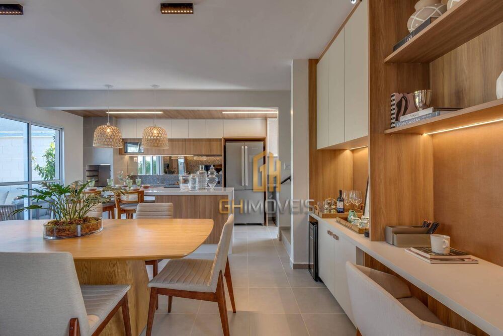 Sobrado à venda com 4 quartos, 150m² - Foto 2