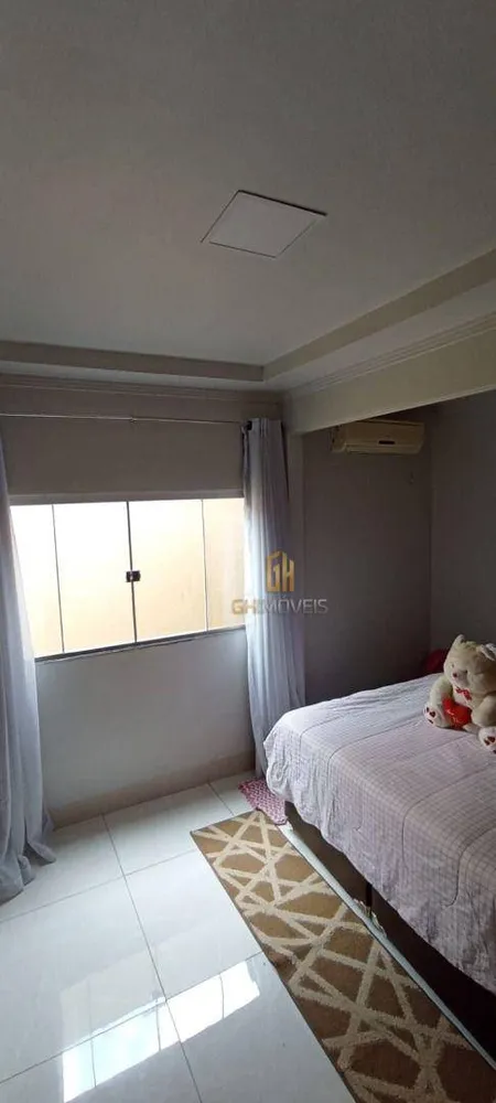 Casa, 4 quartos, 225 m² - Foto 2