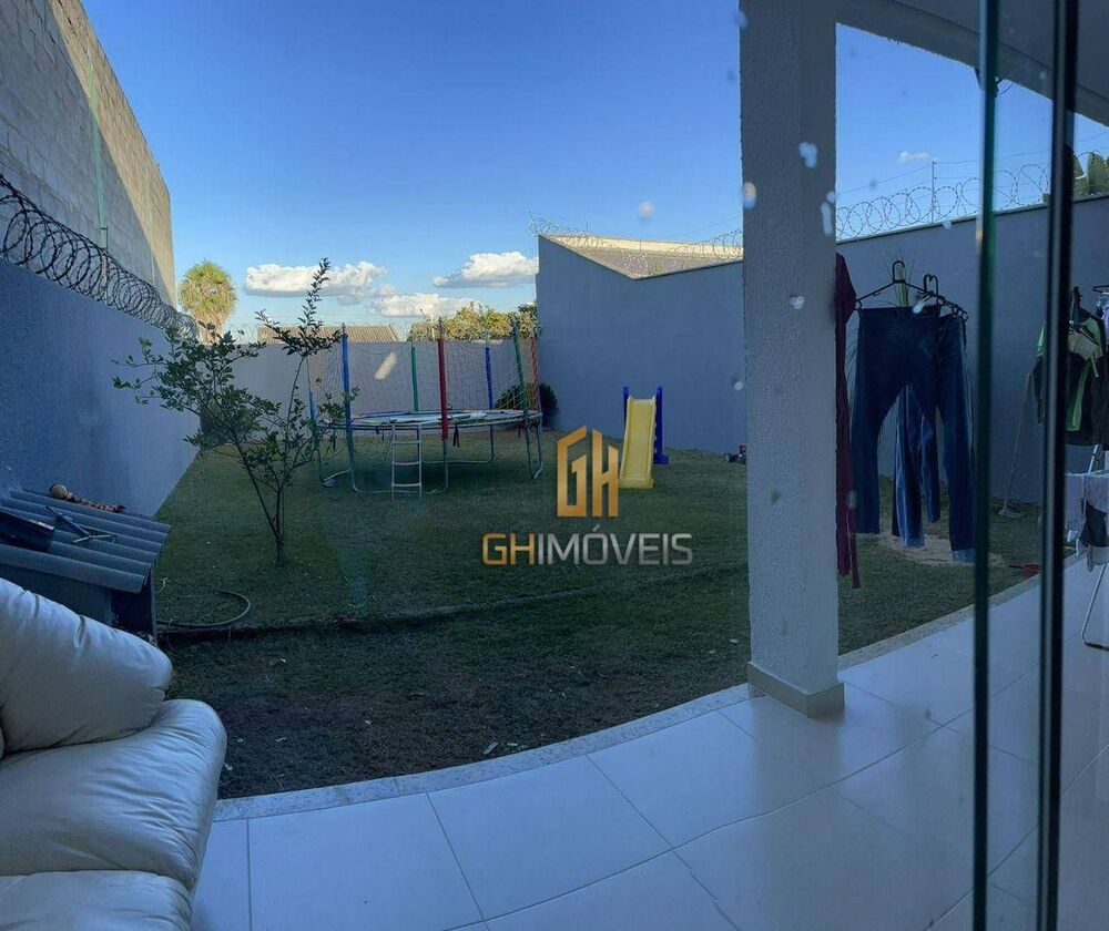 Casa, 3 quartos, 130 m² - Foto 1