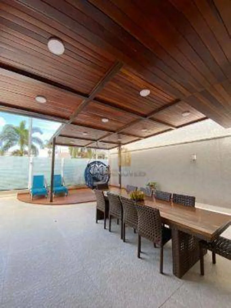 Sobrado, 4 quartos, 330 m² - Foto 1