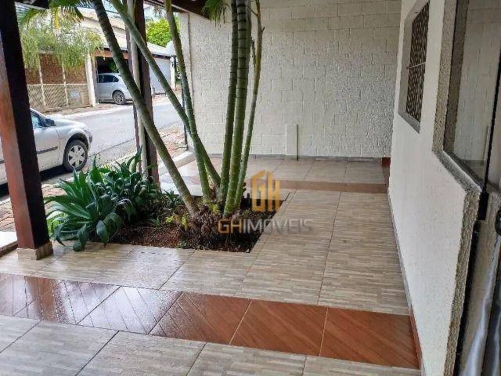Casa à venda com 3 quartos, 167m² - Foto 3
