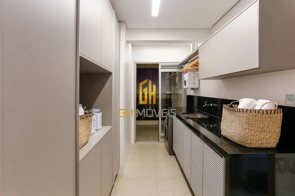 Apartamento, 3 quartos, 206 m² - Foto 2