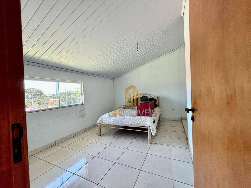 Sobrado, 4 quartos, 230 m² - Foto 2