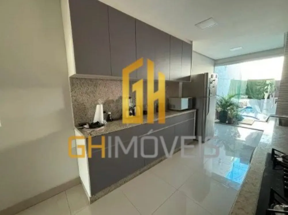 Sobrado, 4 quartos, 296 m² - Foto 2