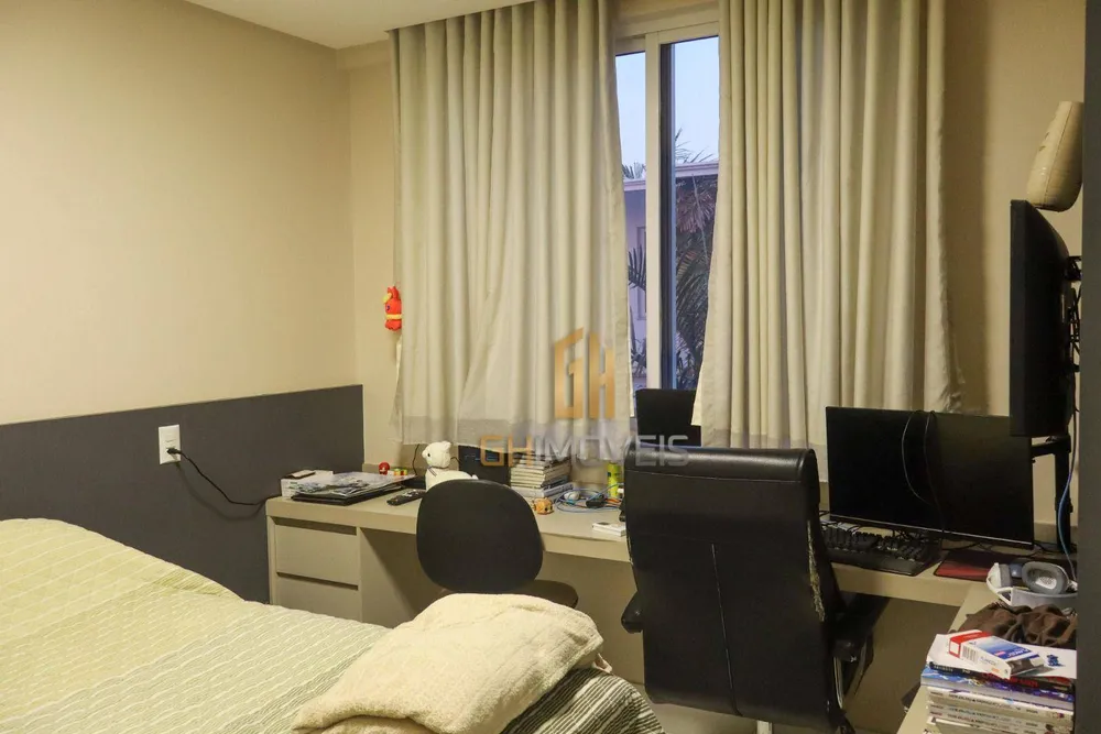 Sobrado, 4 quartos, 230 m² - Foto 1