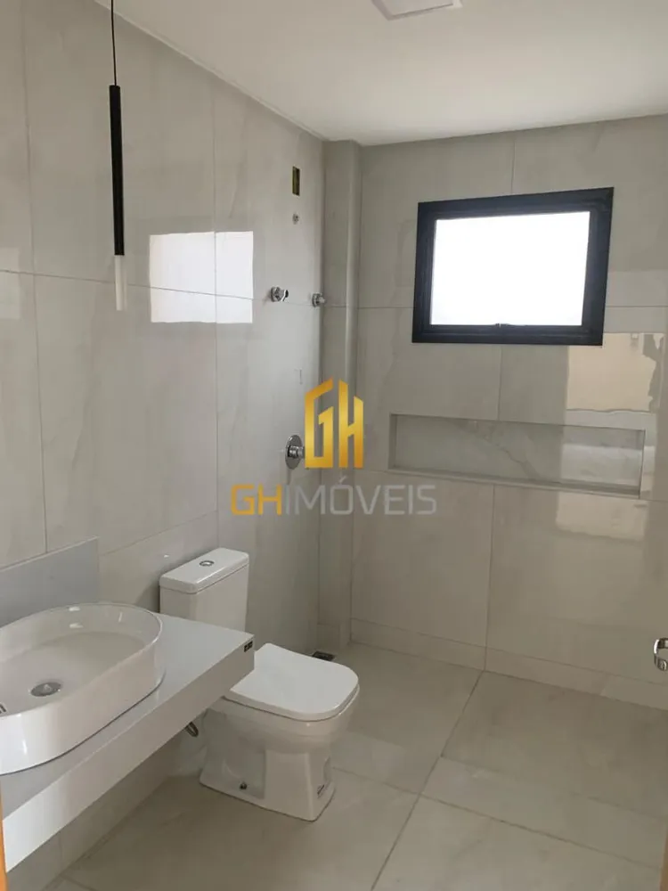 Sobrado, 4 quartos, 238 m² - Foto 2
