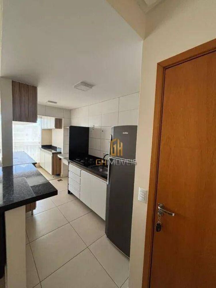 Apartamento à venda com 2 quartos, 67m² - Foto 4