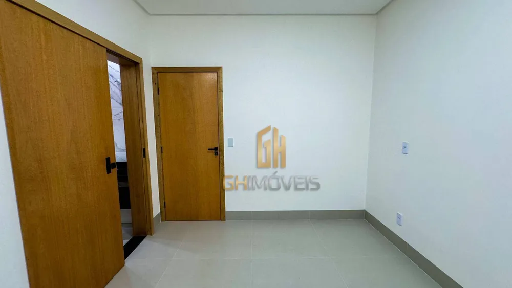 Casa, 4 quartos, 202 m² - Foto 2