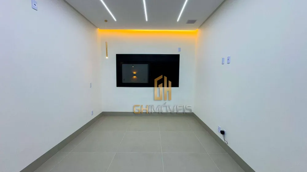 Casa, 4 quartos, 202 m² - Foto 1