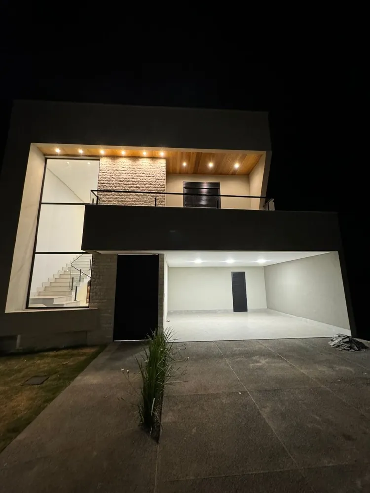 Casa, 3 quartos, 261 m² - Foto 1