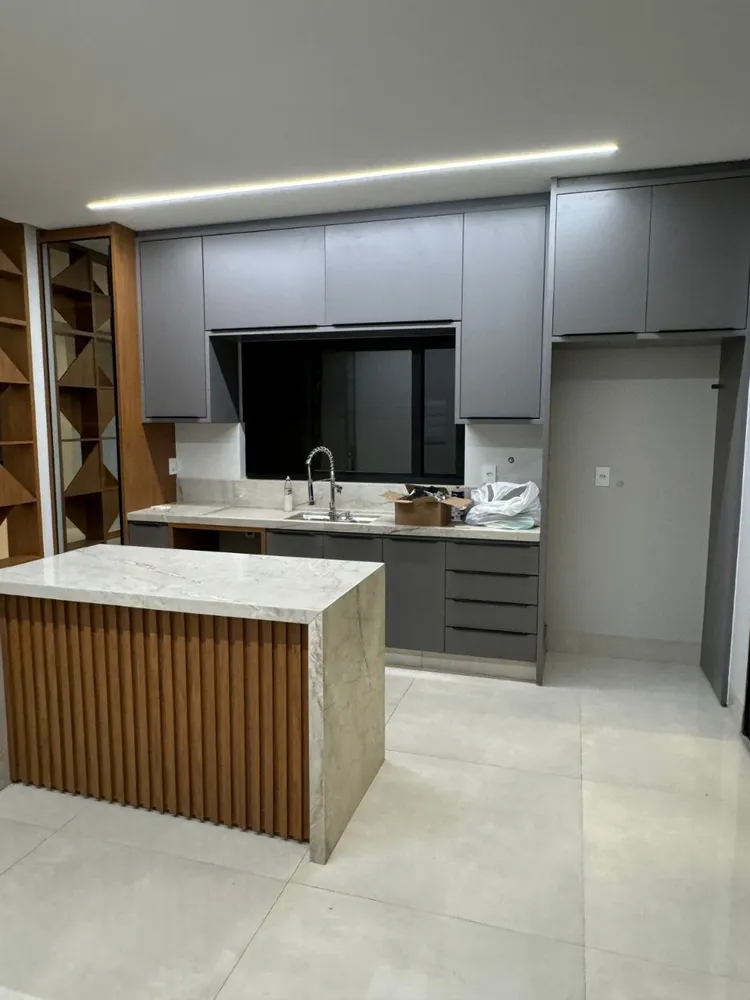 Casa, 3 quartos, 261 m² - Foto 2