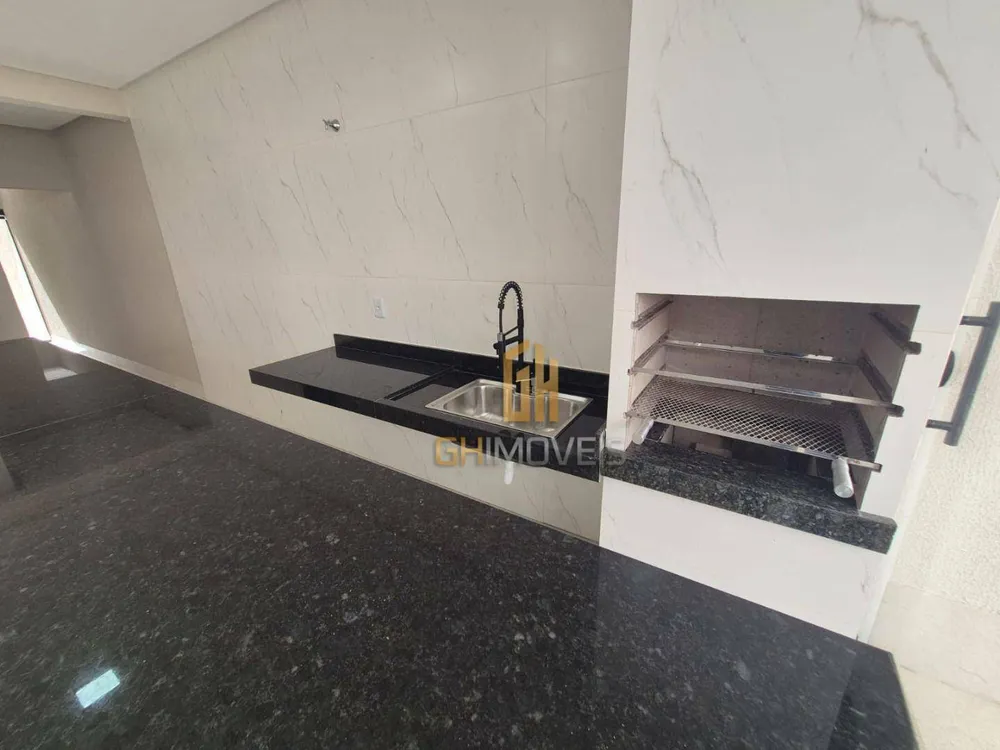 Sobrado, 3 quartos, 186 m² - Foto 2