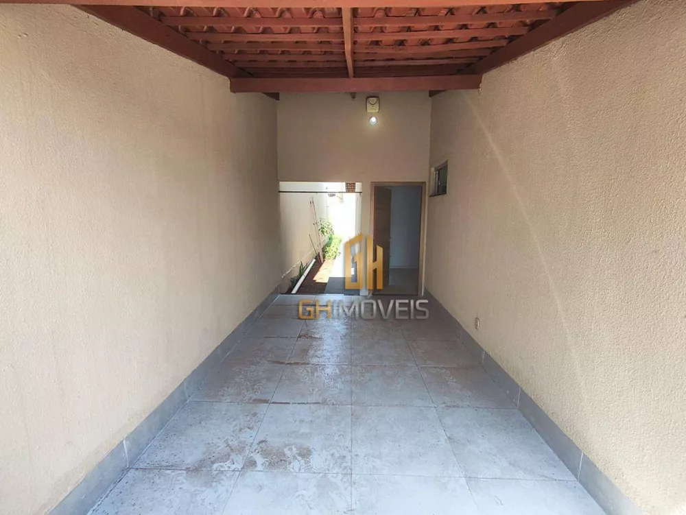 Casa à venda com 3 quartos, 110m² - Foto 2