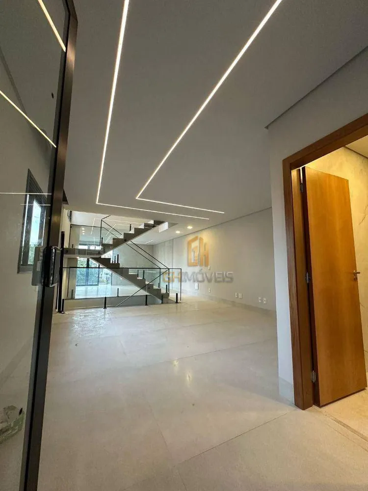 Sobrado, 3 quartos, 223 m² - Foto 4