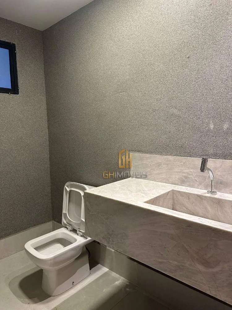 Sobrado, 3 quartos, 223 m² - Foto 1