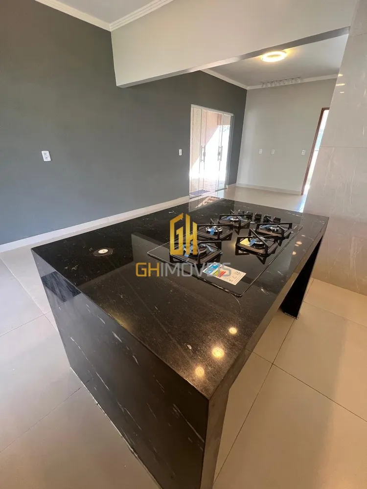 Casa, 3 quartos, 183 m² - Foto 1
