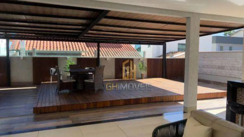Sobrado, 3 quartos, 340 m² - Foto 1