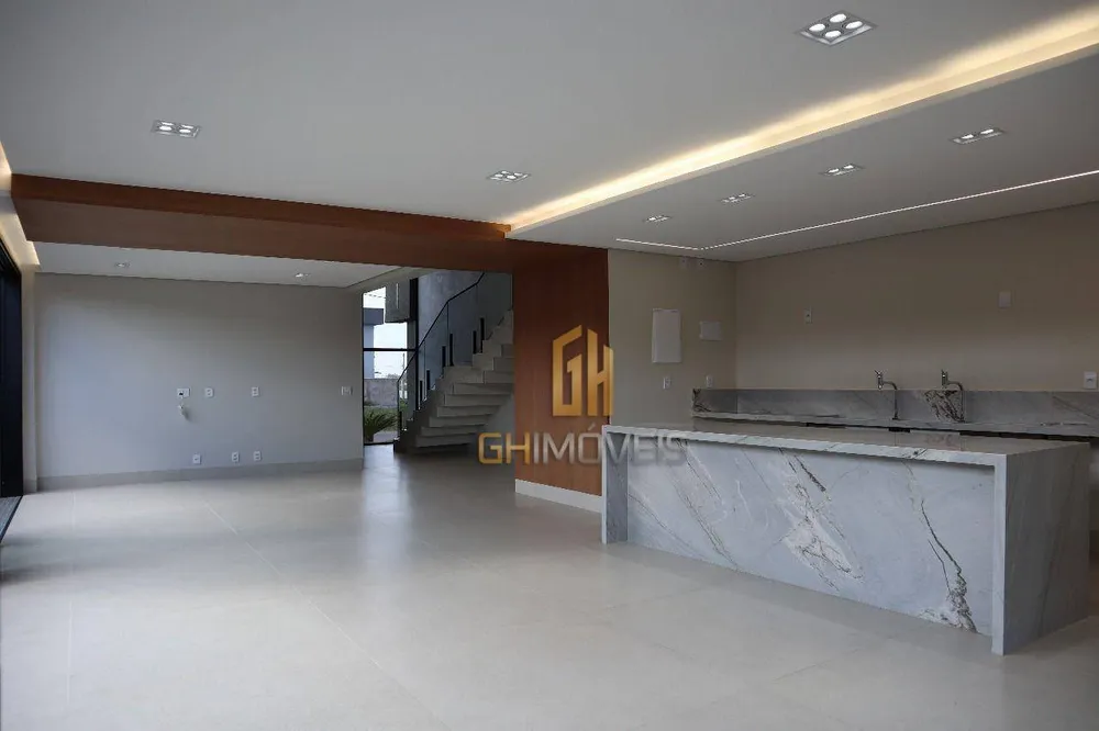 Sobrado, 3 quartos, 212 m² - Foto 4