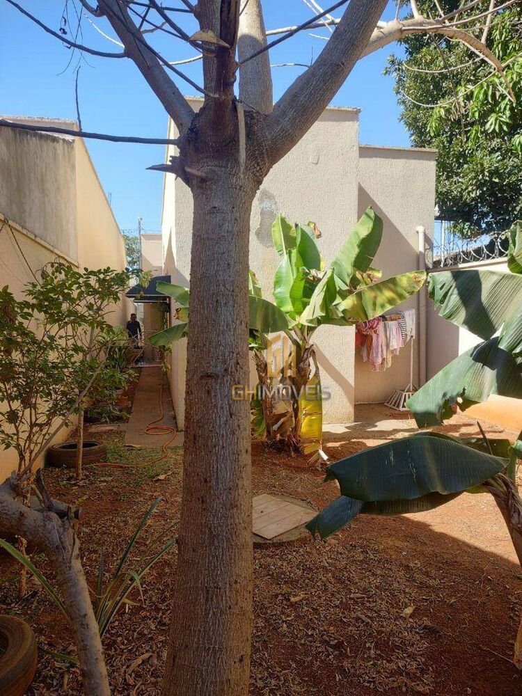 Casa, 2 quartos, 180 m² - Foto 8