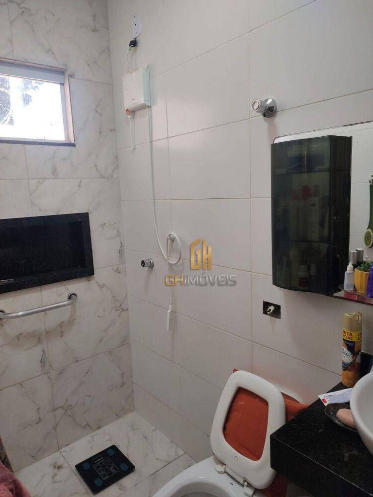 Casa, 2 quartos, 180 m² - Foto 2