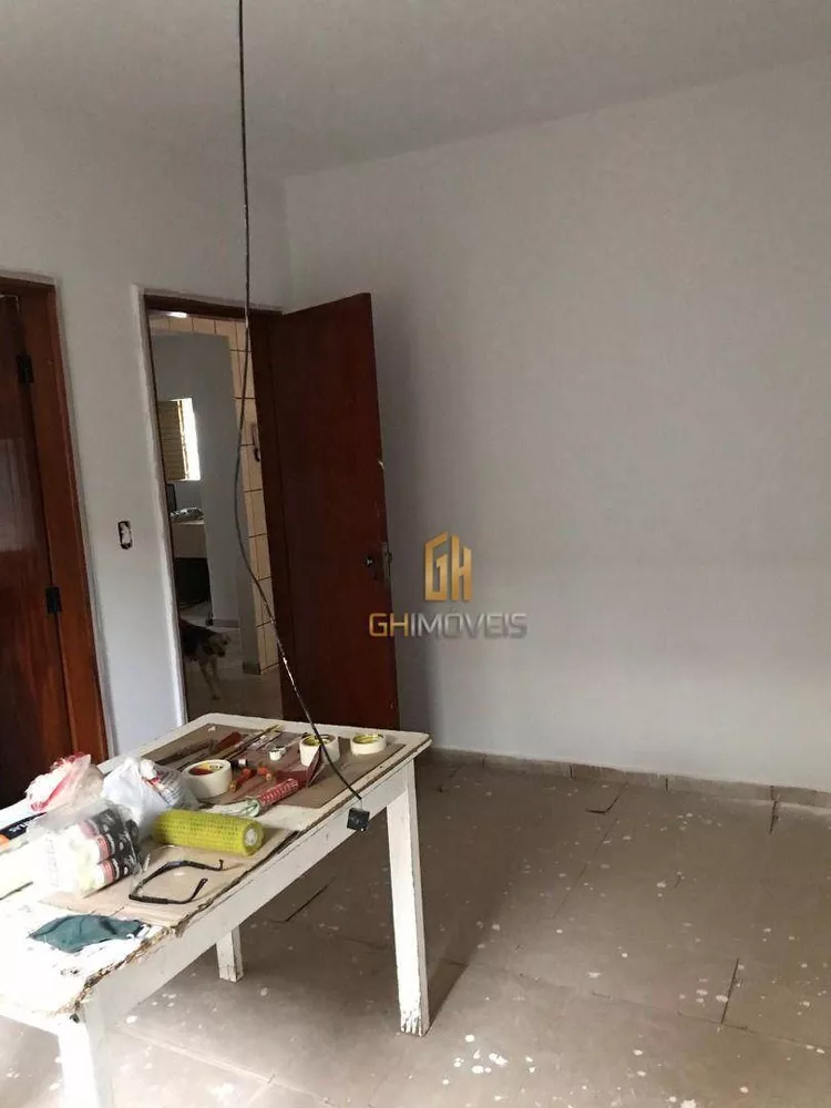 Casa à venda com 3 quartos, 300m² - Foto 4