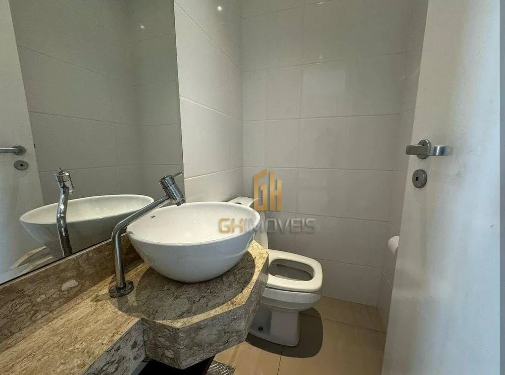 Sobrado, 3 quartos, 239 m² - Foto 1