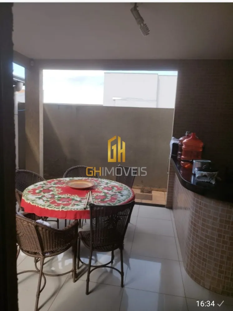 Sobrado, 3 quartos, 282 m² - Foto 2
