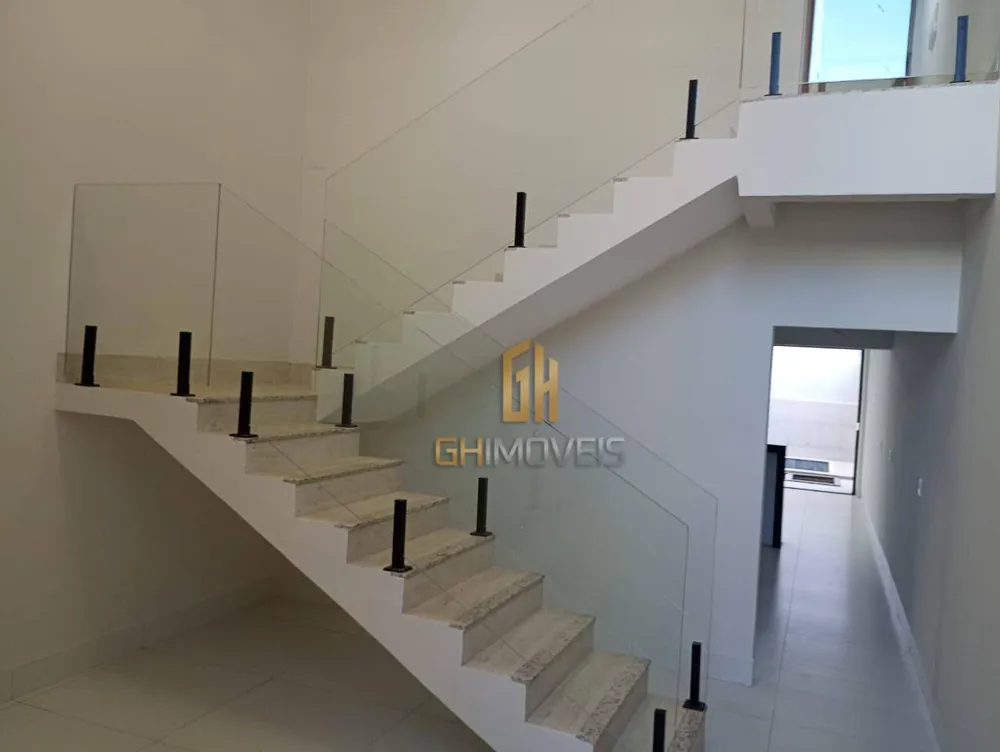 Sobrado, 3 quartos, 179 m² - Foto 1