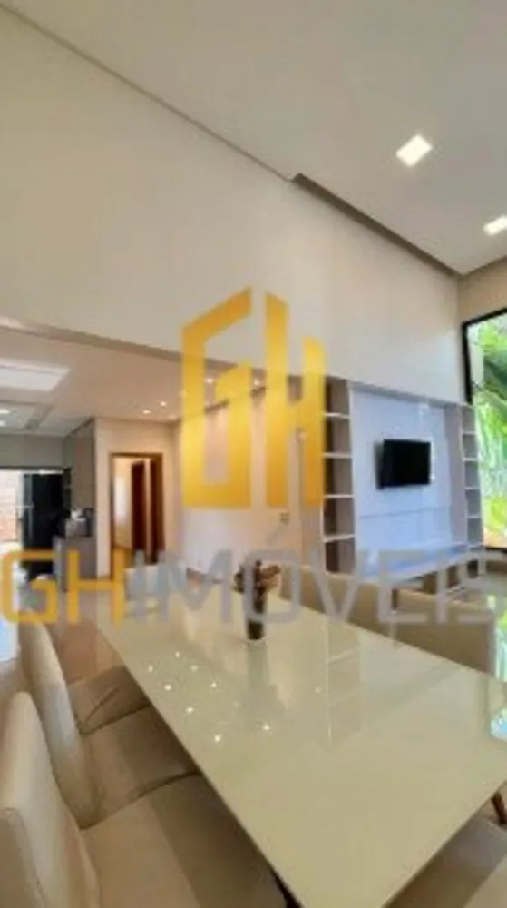 Casa, 3 quartos, 210 m² - Foto 1