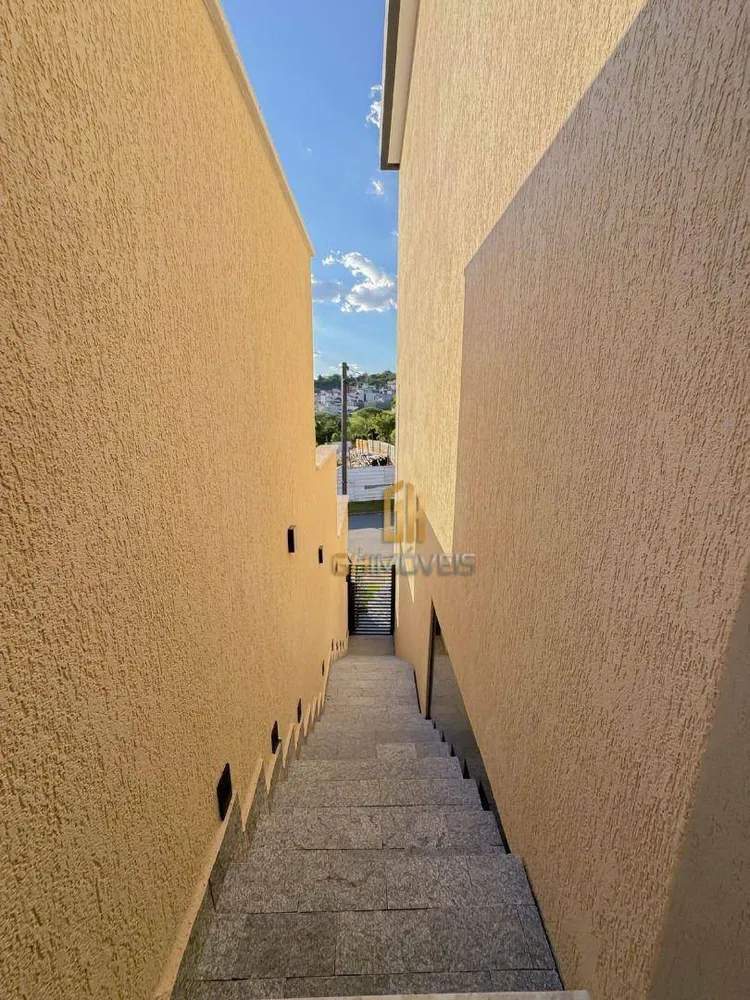 Casa, 4 quartos, 235 m² - Foto 3