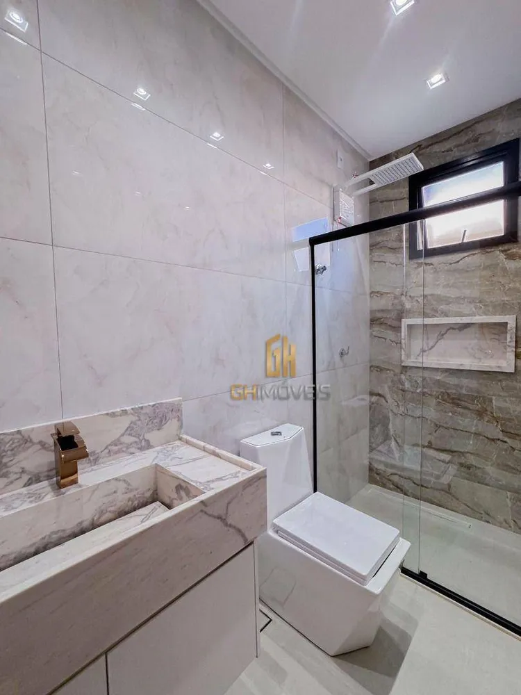 Casa, 4 quartos, 235 m² - Foto 2