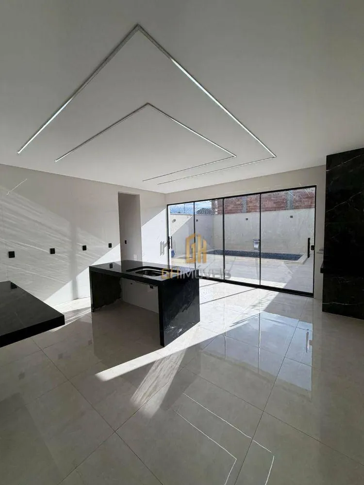 Casa, 3 quartos, 135 m² - Foto 2