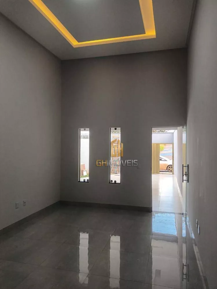 Casa à venda com 3 quartos, 155m² - Foto 2