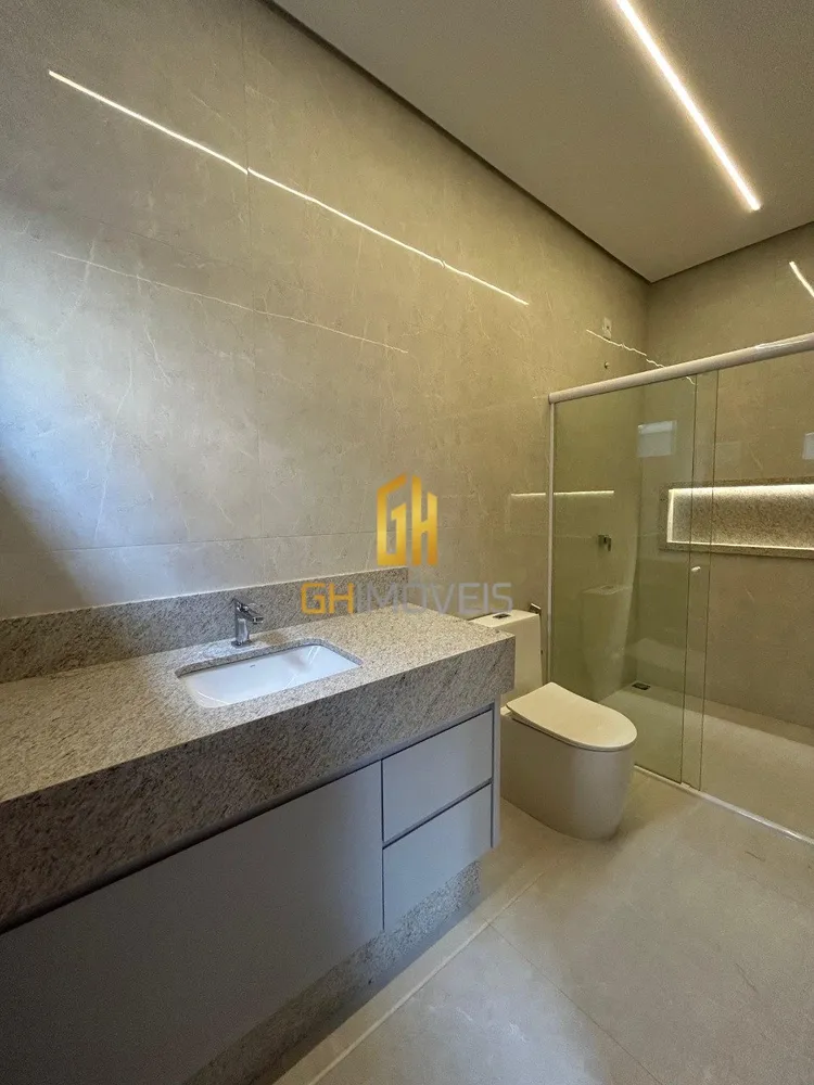 Casa, 3 quartos, 282 m² - Foto 1