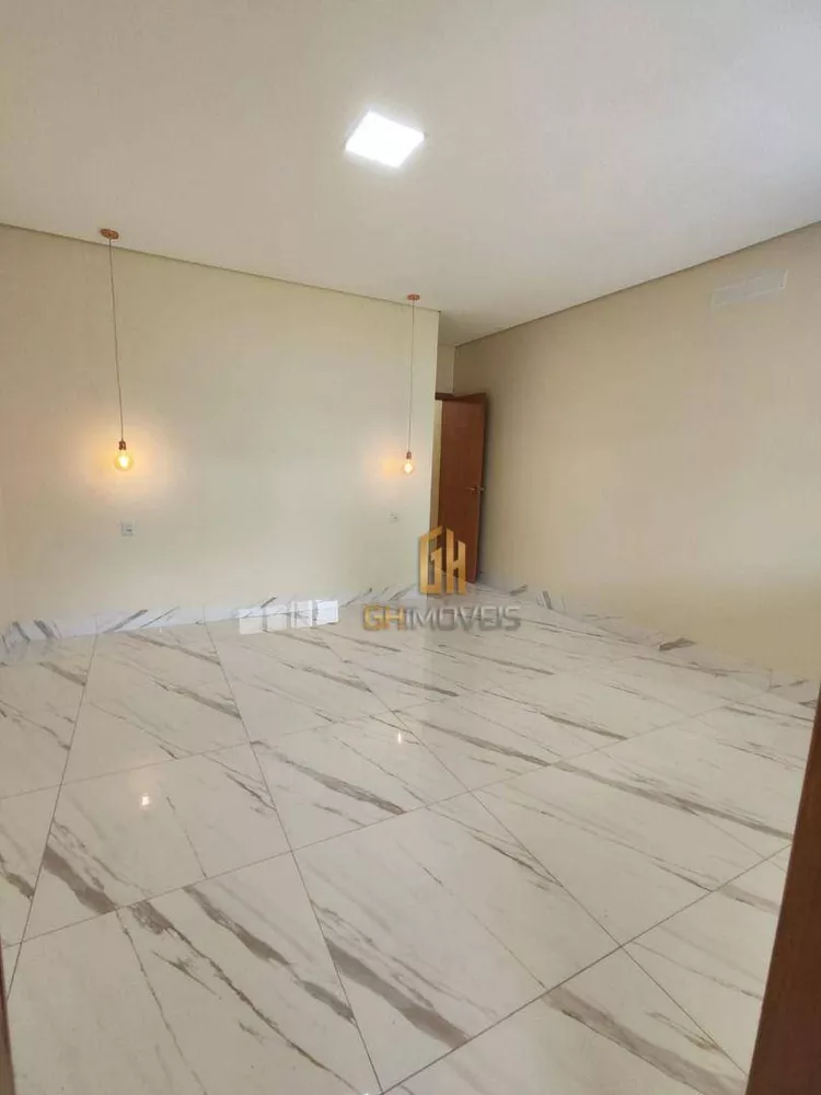 Casa à venda com 3 quartos, 163m² - Foto 3