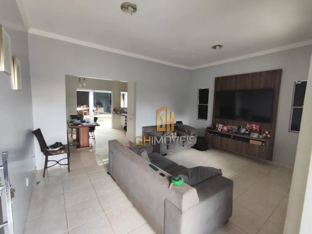 Casa, 3 quartos, 223 m² - Foto 3