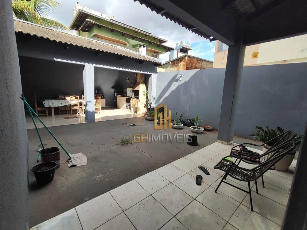 Casa, 3 quartos, 223 m² - Foto 4