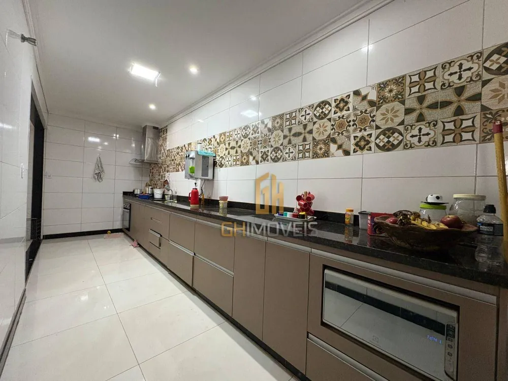 Casa, 3 quartos, 180 m² - Foto 4