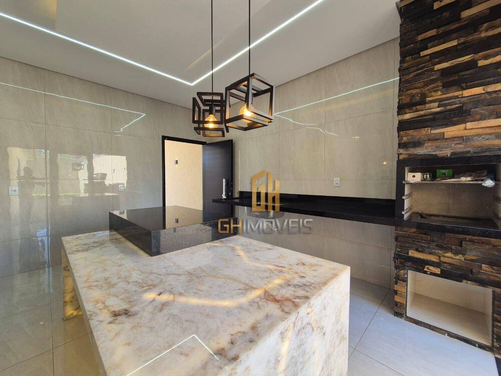 Casa à venda com 3 quartos, 175m² - Foto 3