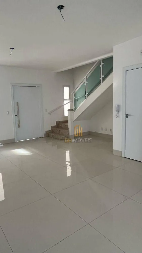 Sobrado, 3 quartos, 143 m² - Foto 2