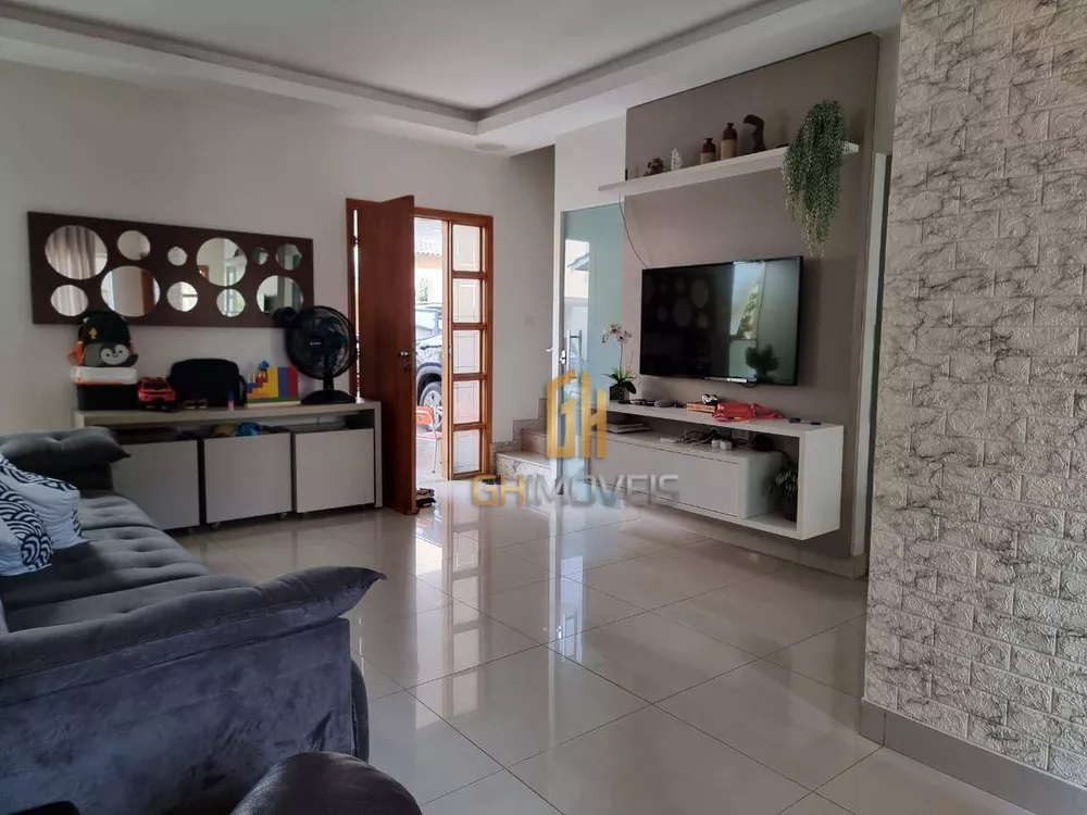 Sobrado à venda com 3 quartos, 150m² - Foto 4