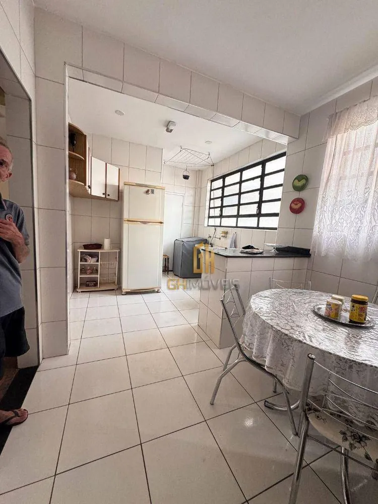 Apartamento, 3 quartos, 124 m² - Foto 2