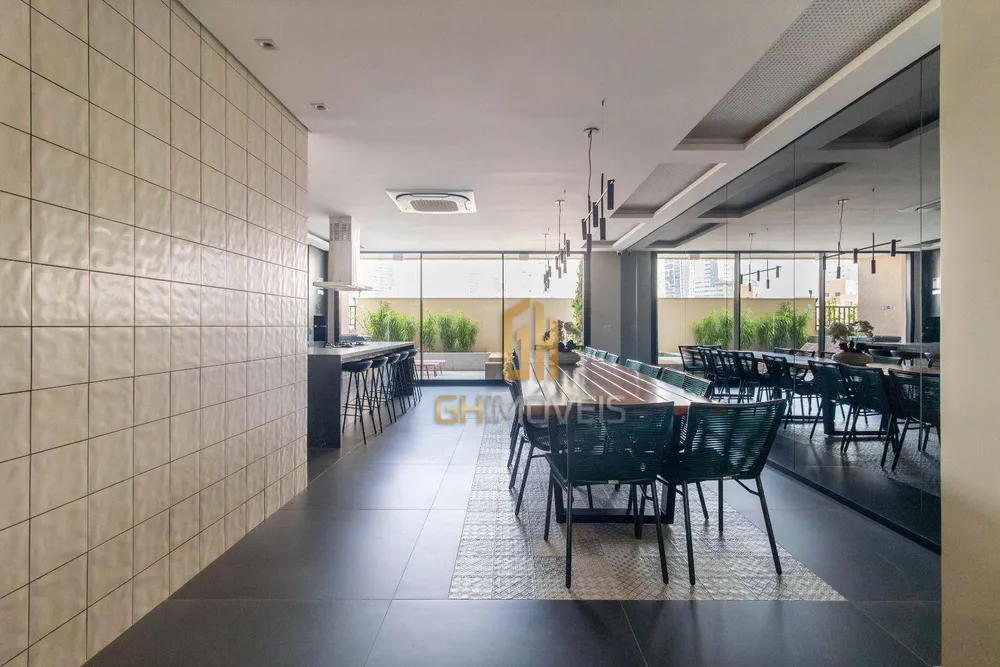 Apartamento, 3 quartos, 161 m² - Foto 1