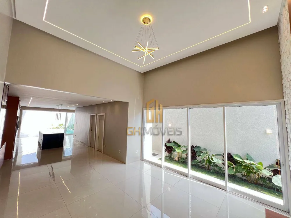 Casa, 4 quartos, 207 m² - Foto 1