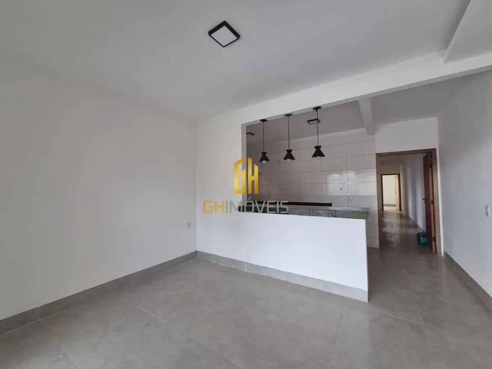 Casa, 3 quartos, 132 m² - Foto 1