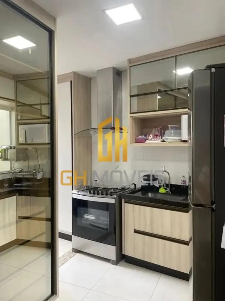 Casa, 3 quartos, 210 m² - Foto 1