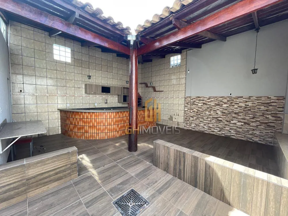 Sobrado, 5 quartos, 256 m² - Foto 3
