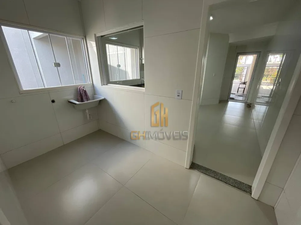 Sobrado, 5 quartos, 256 m² - Foto 4
