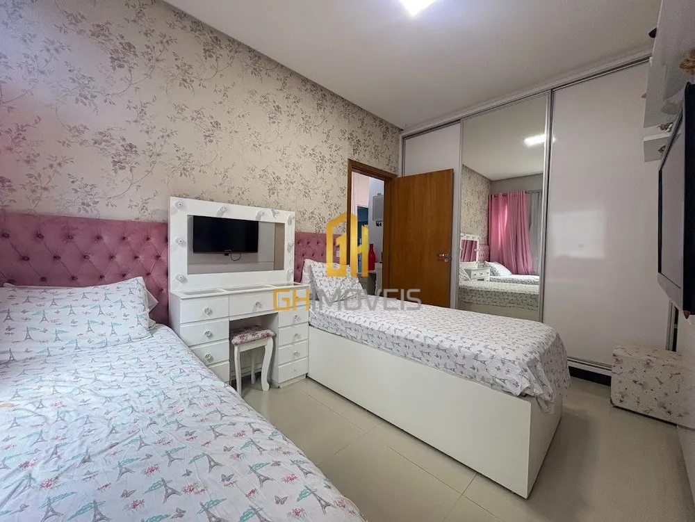 Casa, 3 quartos, 206 m² - Foto 2