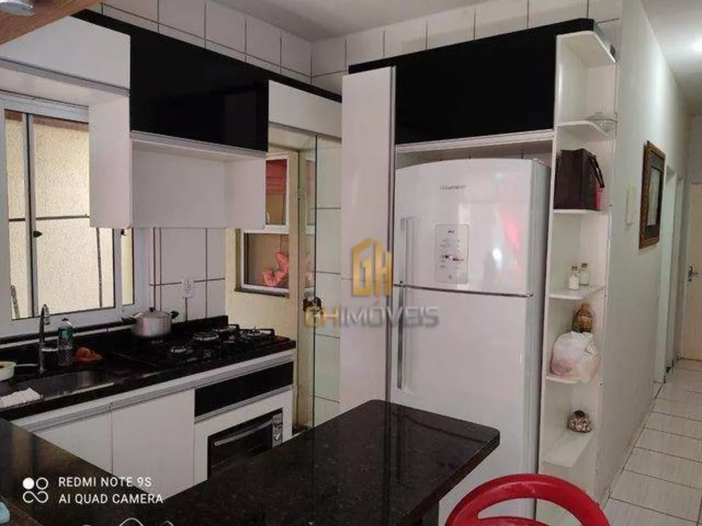 Casa de Condomínio à venda com 2 quartos, 58m² - Foto 2